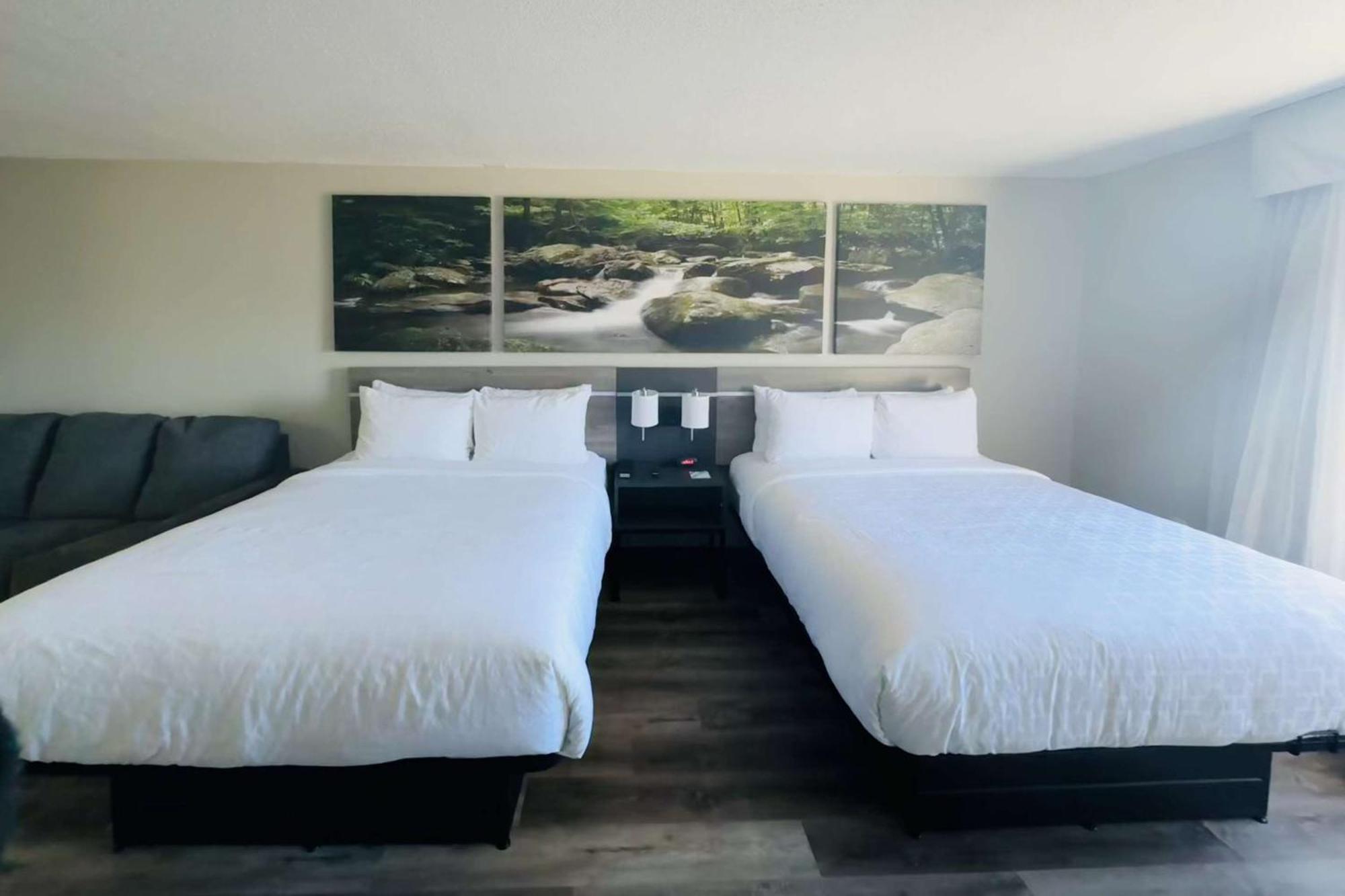 Clarion Pointe Albemarle Hotell Exteriör bild