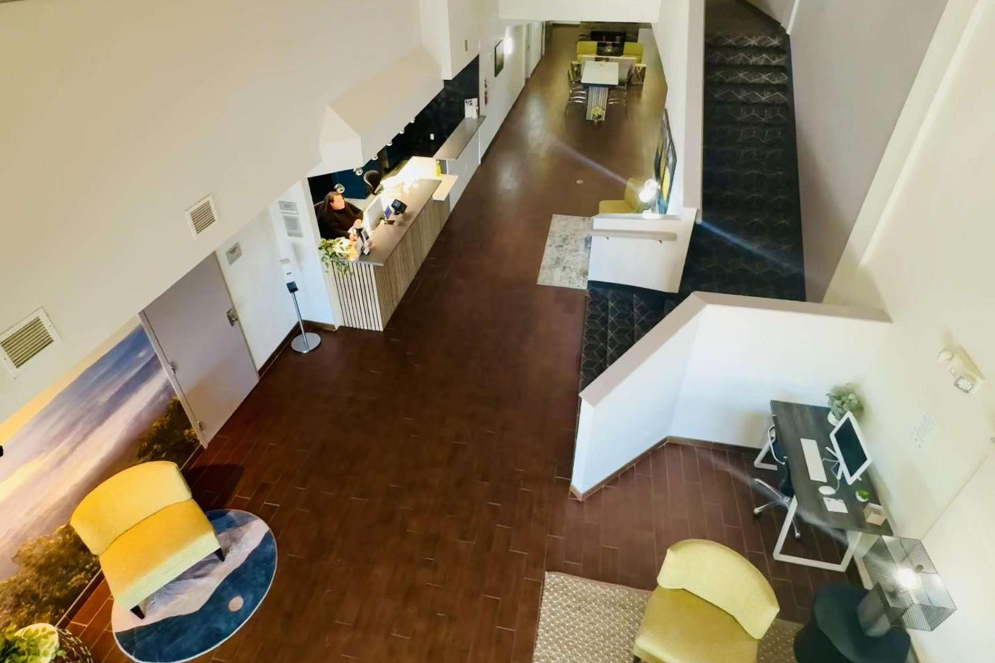 Clarion Pointe Albemarle Hotell Exteriör bild