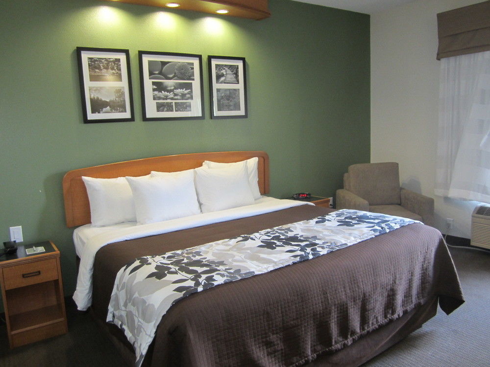 Clarion Pointe Albemarle Hotell Exteriör bild