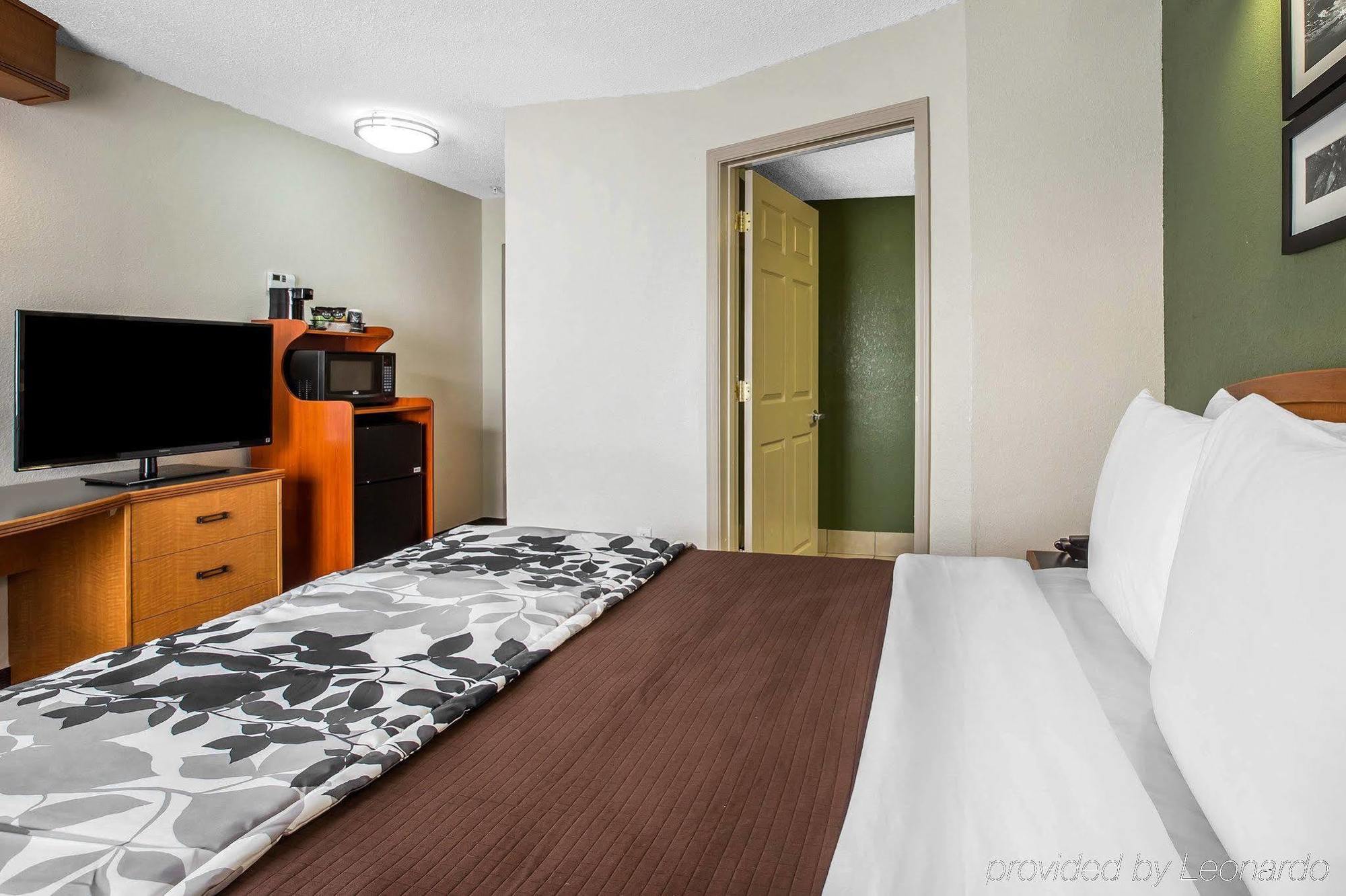 Clarion Pointe Albemarle Hotell Exteriör bild